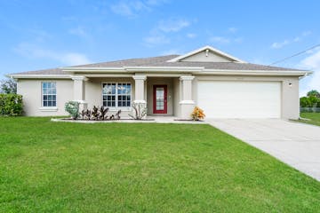 1012 NW 15th Ave Cape Coral, FL 33993